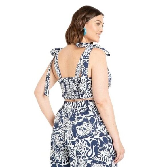 Eloquii Crop Top Tie Shoulder Floral Printed Blue & White Size 24 Summer Fun - Picture 3 of 10